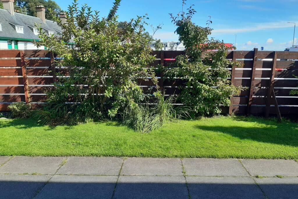 Cosy Cottage With Sea Views Close To Local Shops. Lamlash Luaran gambar